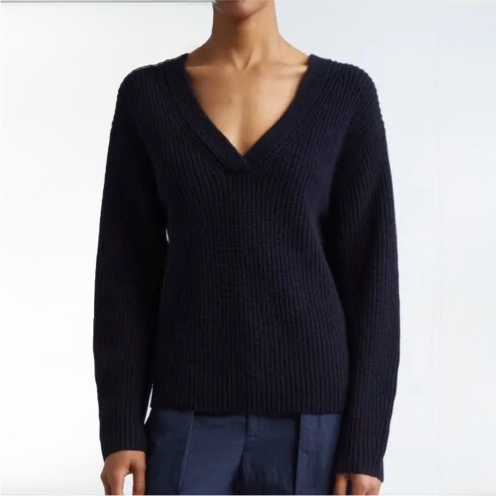 Vince Shaker Stitch V-Neck Wool
Cashmere Sweater Navy Blue Women's Blue S